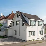 アパート Unique And Spacious Close To Centre