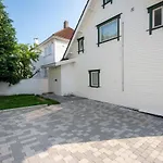 Unique And Spacious Close To Centre アパート *
