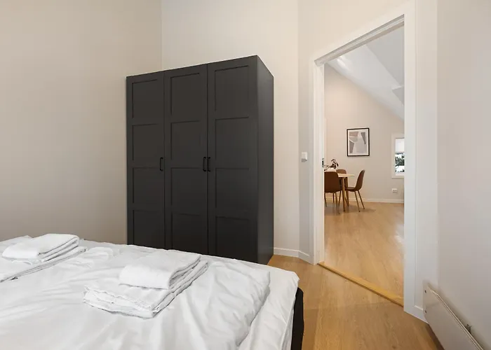 Unique And Spacious Close To Centre 스타방에르